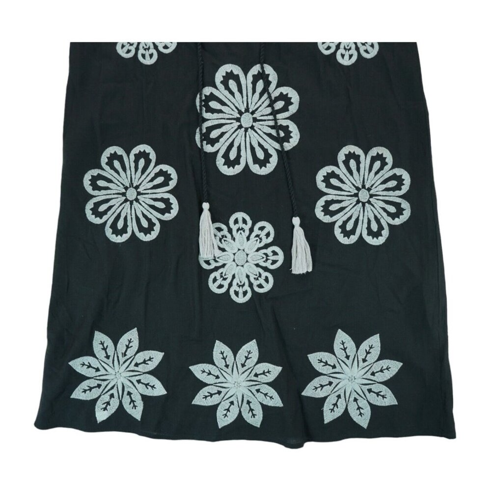 Chic Connection Women's Midi Black Dress with Gray Embrodery Size Small - Picture 4 of 4